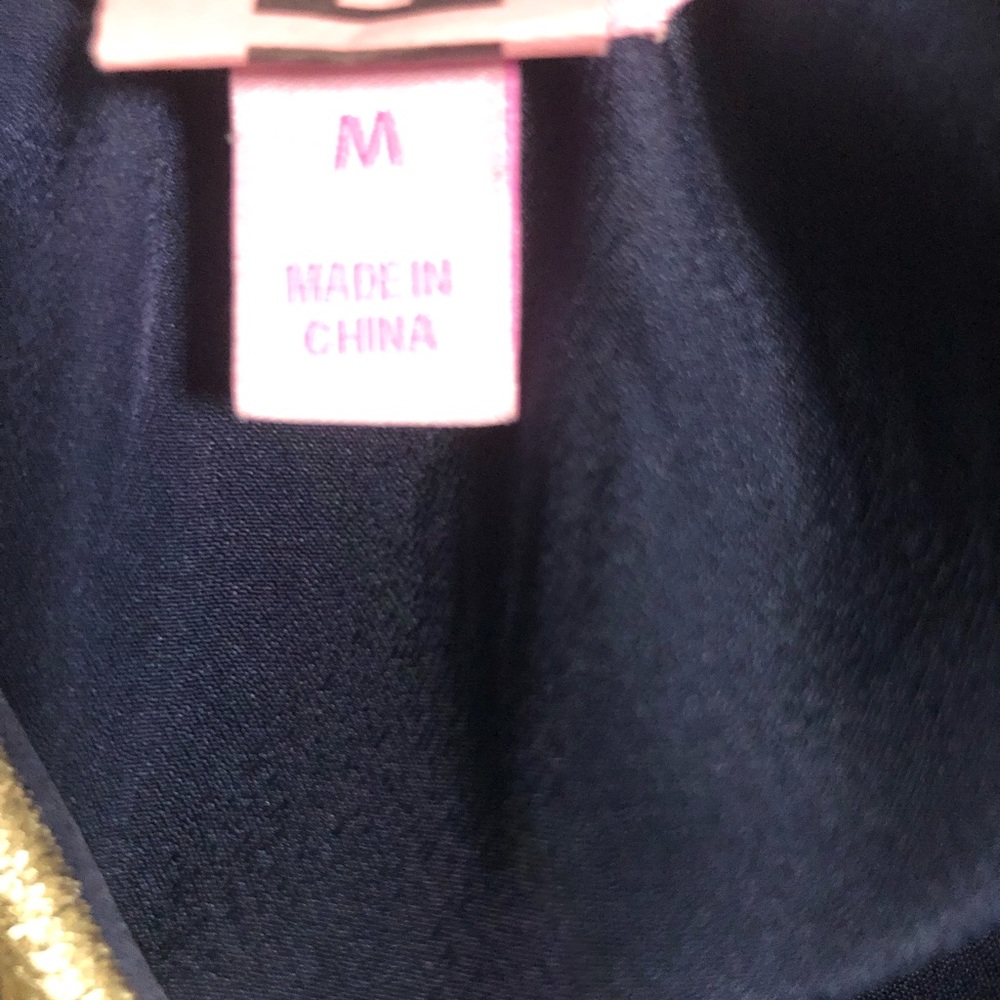 EUC Lilly Pulitzer Silk True Navy Gold Embroidered Silk Vent Sleeve Blouse Top M - Picture 4 of 6